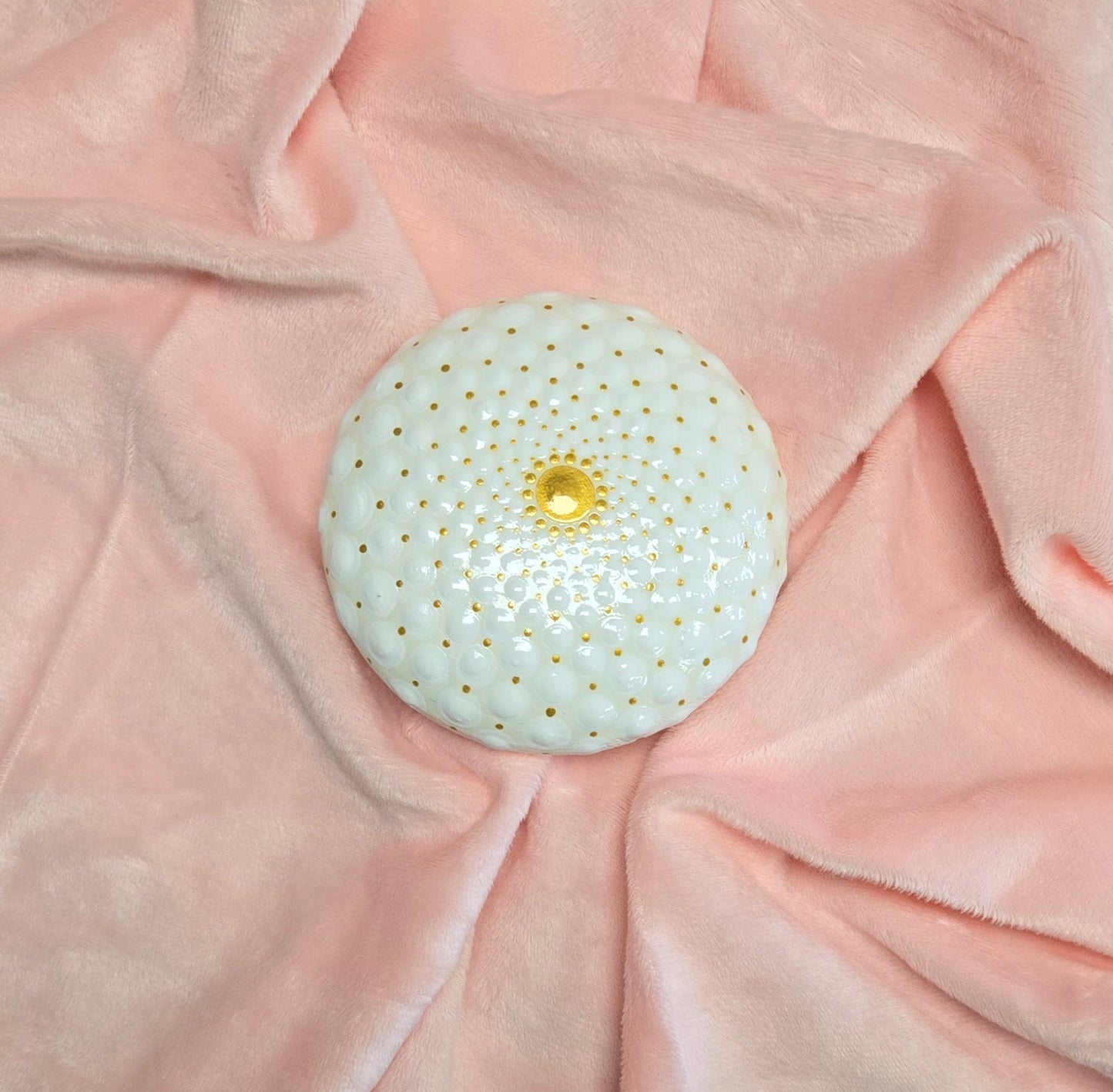 White Tufted 4" Rock Dot-Painting Pattern-Download Version